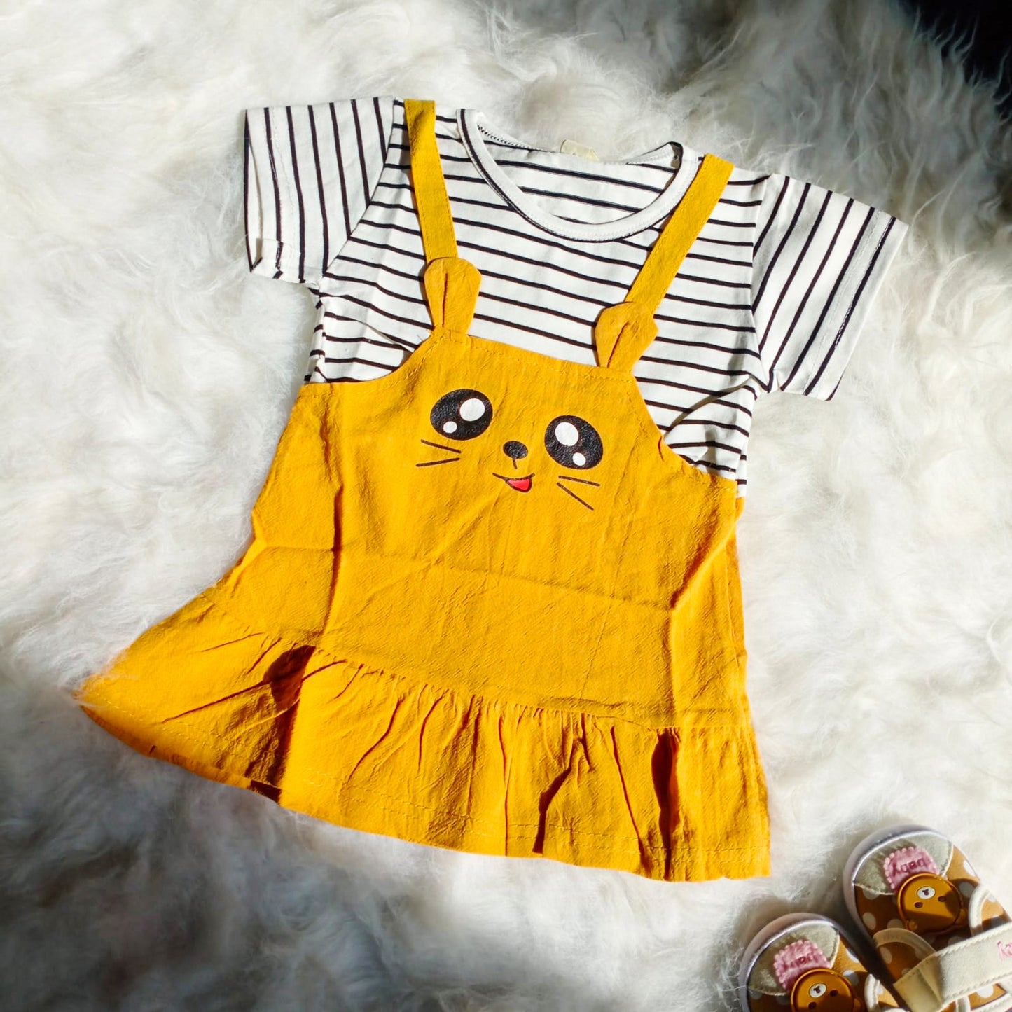 Baby Girls Cute Cotton Regular Fit Dungarees