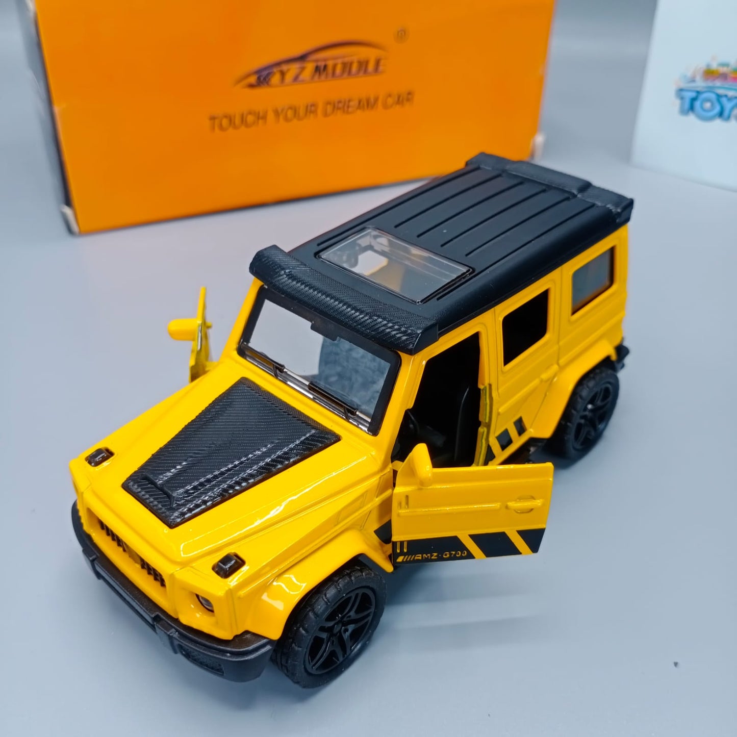 Die-Cast Land Rover Defender Car Toy