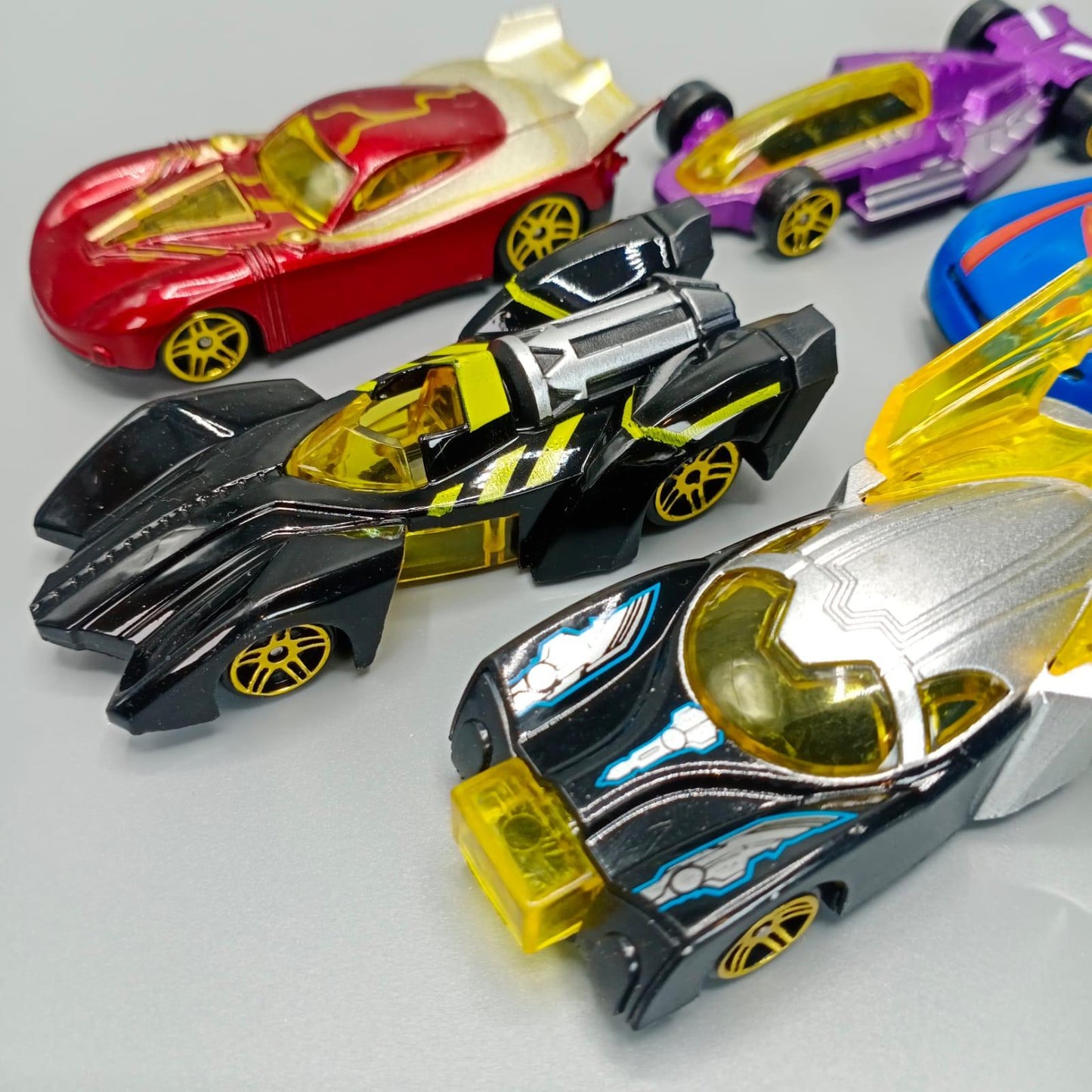 Hot Wheels Die-cats Car Model Set for Boys