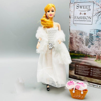 Fashion Barbie Girl With Her Long Hairs For Kid Girls Fashion Barbie Girl With Her Long Hairs For Kid Girls