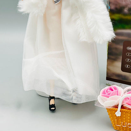 Fashion Barbie Girl With Her Long Hairs For Kid Girls Fashion Barbie Girl With Her Long Hairs For Kid Girls