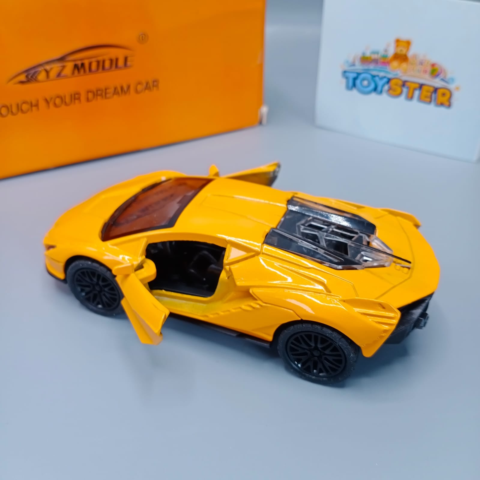 Die-Cast Metal Body Lamborghini Sesto Elemento
