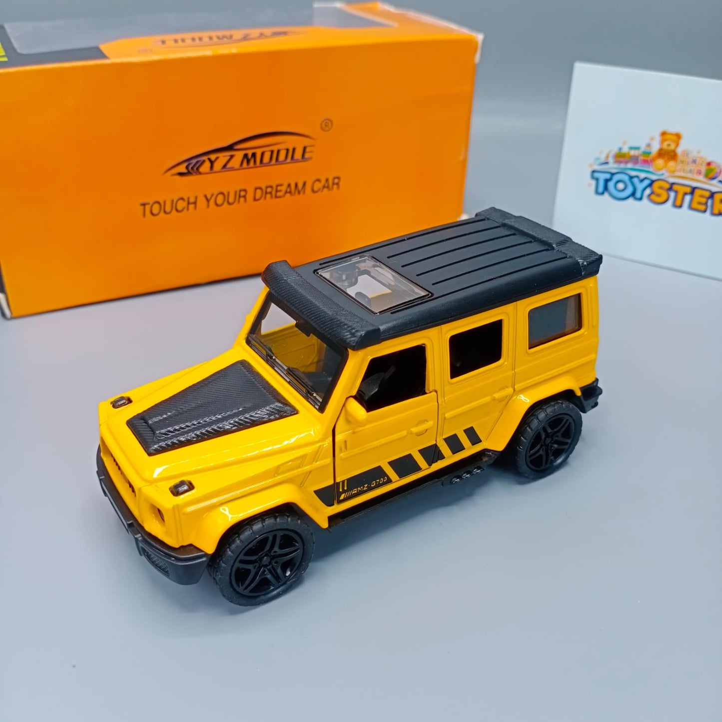 Die-Cast Land Rover Defender Car Toy